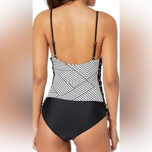 NWT RACHEL Rachel Roy Black and White Geometric One Piece Swimsuit Sz L
